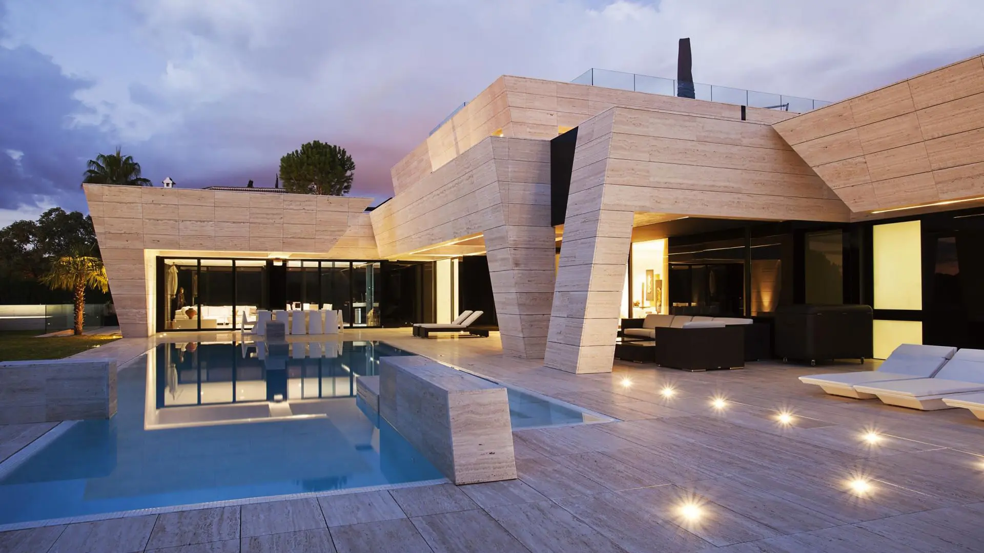 tufincarealestate